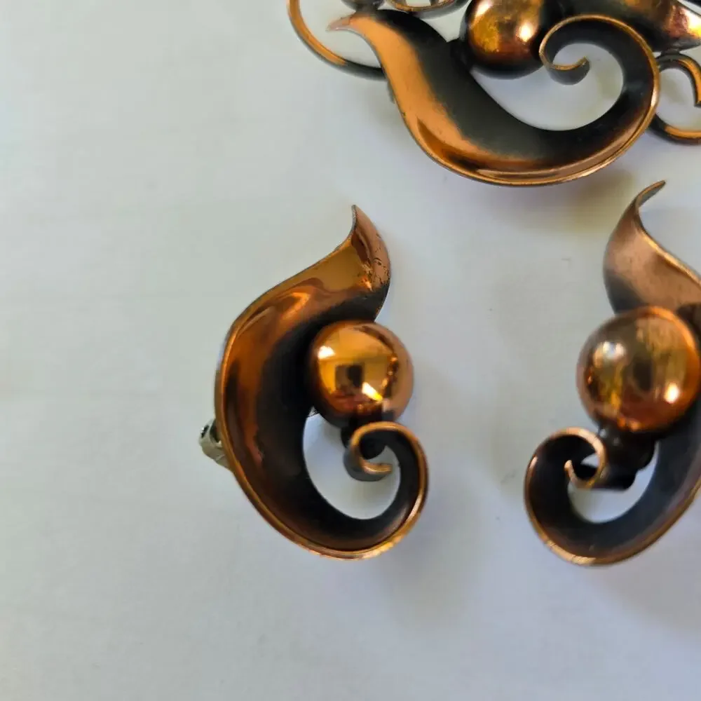 Vintage Bell Trading Post Brooch Earring Copper Swirl Modernist 1960s Western